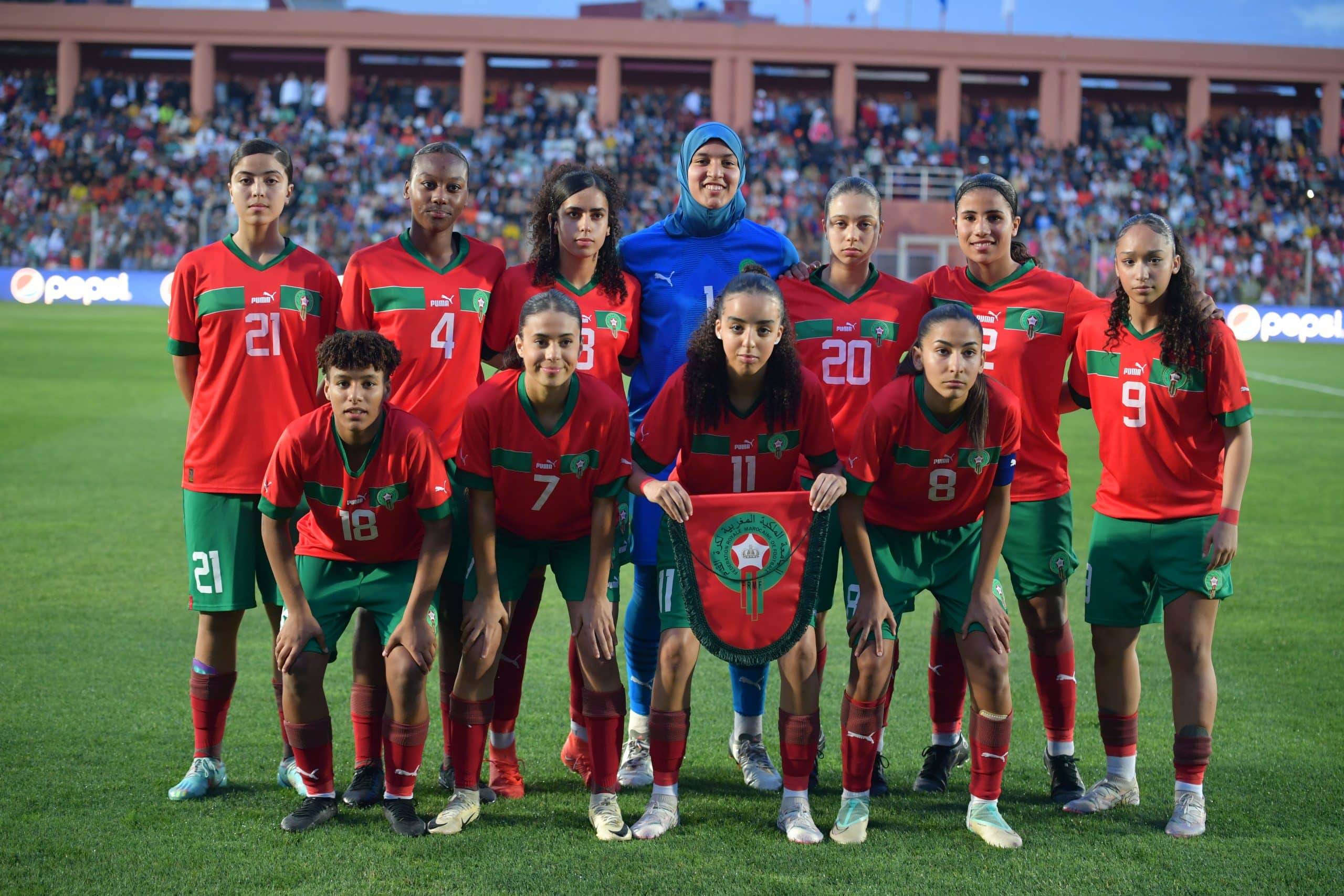 فتيات المنتخب المغربي يكتسحن الجزائريات برباعية نظيفة ضمن اقصائيات كأس العالم.