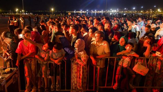 نجاح جماهيري: أزيد من 12 ألف شخصا حضروا سهرات المهرجان المتوسطي للناظور