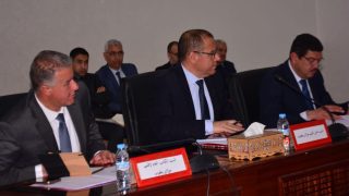 عامل مولاي عقوب يترأس اجتماع اللجنة الإقليمية للتنمية البشرية.