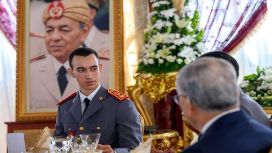 ولي العهد الأمير مولاي الحسن يترأس مأدبة غداء أقامها جلالة الملك بمناسبة الذكرى الـ 69 لتأسيس القوات المسلحة الملكية
