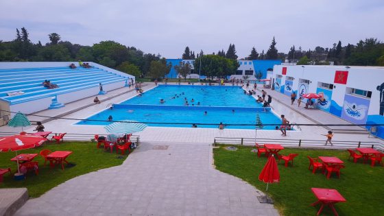 جمعية النادي الرياضي المكناسي للسباحة تعلن عن افتتاحها الرسمي للموسم الصيفي.