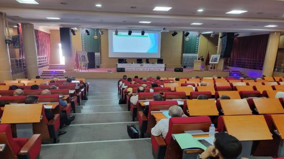 أكاديمية جهة فاس-مكناس تنظم يوما دراسيا حول مشروع برنامج مسالك رياضة ودراسة.