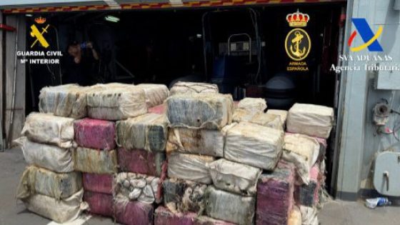 بتعاون اسباني مغربي..اعتراض سفينة من نوع قاطرة تحمل ثلاثة آلاف كيلوغرام من الكوكايين