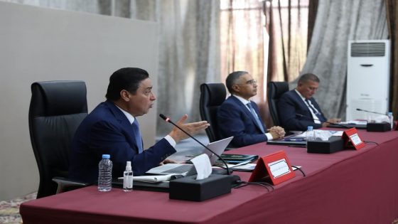 مواصلة اللقاءات التواصلية بالجهات لتقديم البرنامج الحكومي الخاص بالتجارة الخارجية