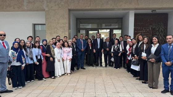 وفد شبابي تركي يحل بمقر وزارة الشباب والثقافة والتواصل في إطار برنامج التبادل الثقافي