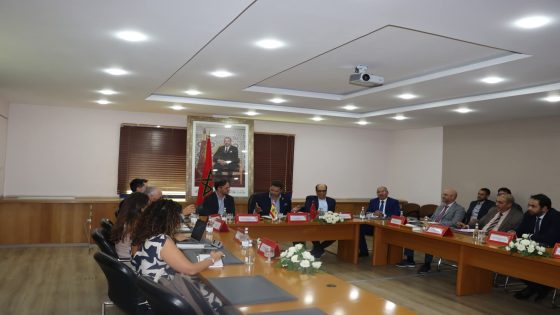 السيد اشنكلي يترأس اجتماعا مع وفد من جزر الكناري
