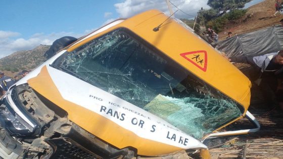 حادث سير خطير …انقلاب حافلة النقل المدرسي بأحد الجحرة باقليم وزان