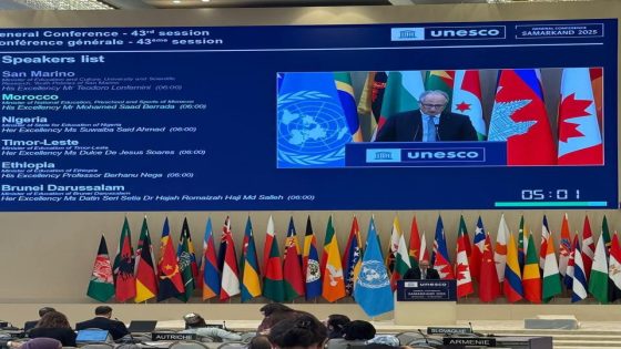 السيد برادة يلقي إعلان المغرب خلال أشغال الدورة الثالثة والأربعين للمؤتمر العام لليونسكو