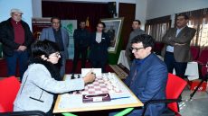 عامل الرحامنة ورئيسة الجامعة الملكية للشطرنج يقودان احتفالية رياضية وطنية بإبن جرير