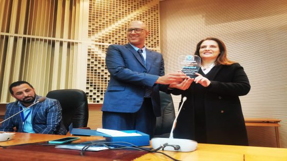 مكناس:باحثون وخبراء بالصحة يجمعون بمكناس على أن تثمين الموارد البشرية مفتاح إصلاح المنظومة الصحية.