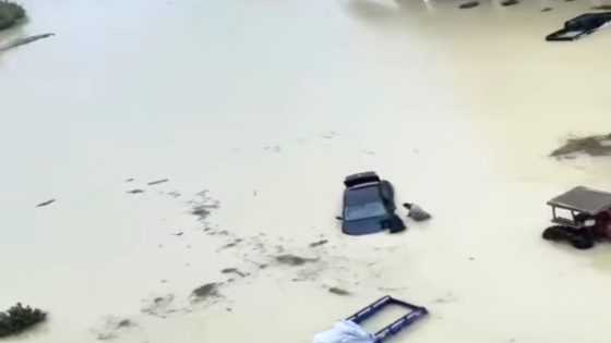 التساقطات المطرية الغزيرة تتسبب في سيول وفيضانات بمدينة القصر الكبير