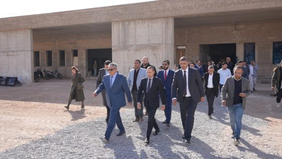 وزير الصحة يقوم بزيارة تفقدية ميدانية لورش بناء المركز الاستشفائي الجامعي بكلميم