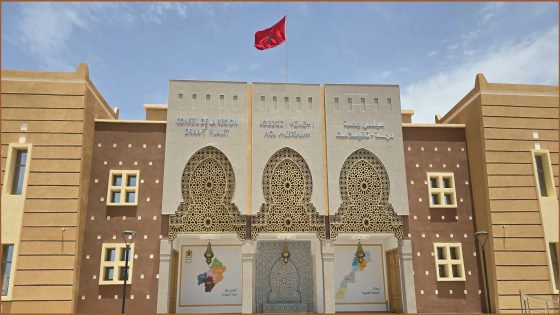 القافلة الجهوية للمدرسة الوطنية العليا للإدارة تحط الرحال بجهة درعة-تافيلالت