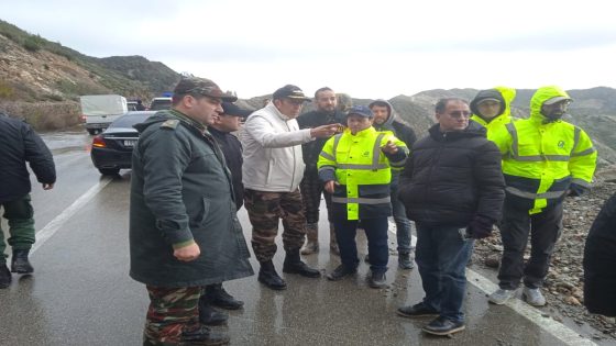 عامل إقليم الحسيمة يتفقد جماعات دائرة كتامة ويعبّئ تدخلات عاجلة لمواجهة آثار الفيضانات