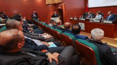 ليلى بنعلي تقدم نتائج برنامج مراقبة جودة مياه الشواطئ لسنة 2025.