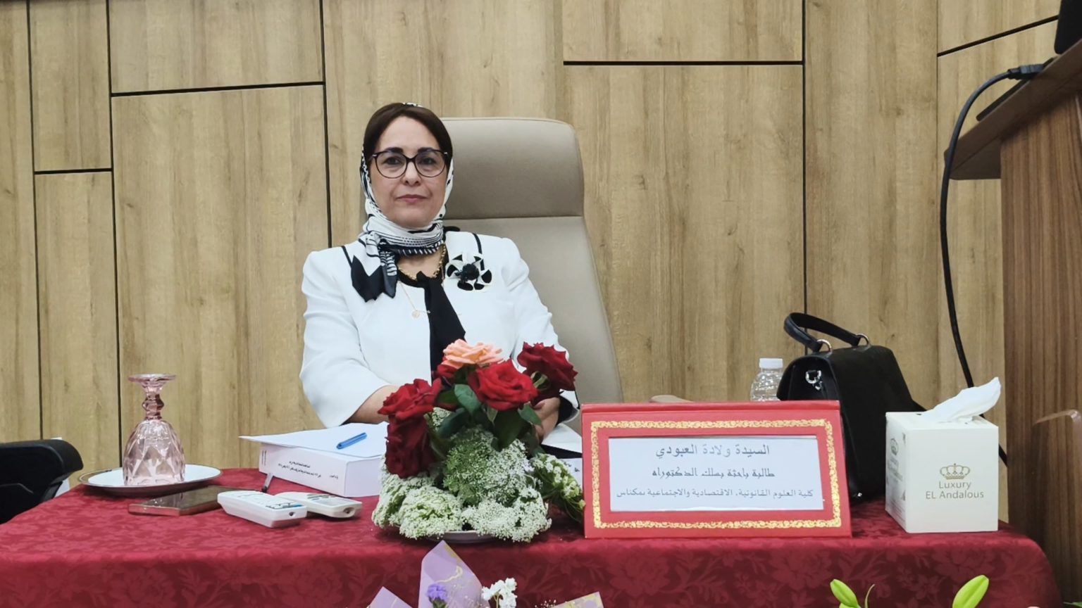 القاضية ولادة العبودي تنال الدكتوراه بميزة مشرف جداً مع التوصية بالنشر عن أطروحة حول الحماية القضائية للملكية المشتركة 11 IMG 20260621 WA0015
