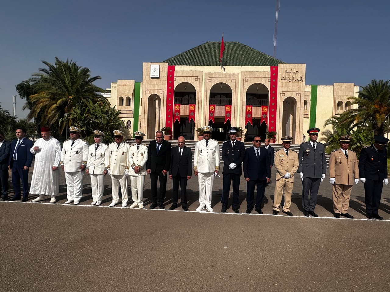 تاونات تحتفي بعيد العرش المجيد.. عامل الإقليم يترأس مراسيم الإنصات للخطاب الملكي السامي . 12 IMG 20260730 WA0061