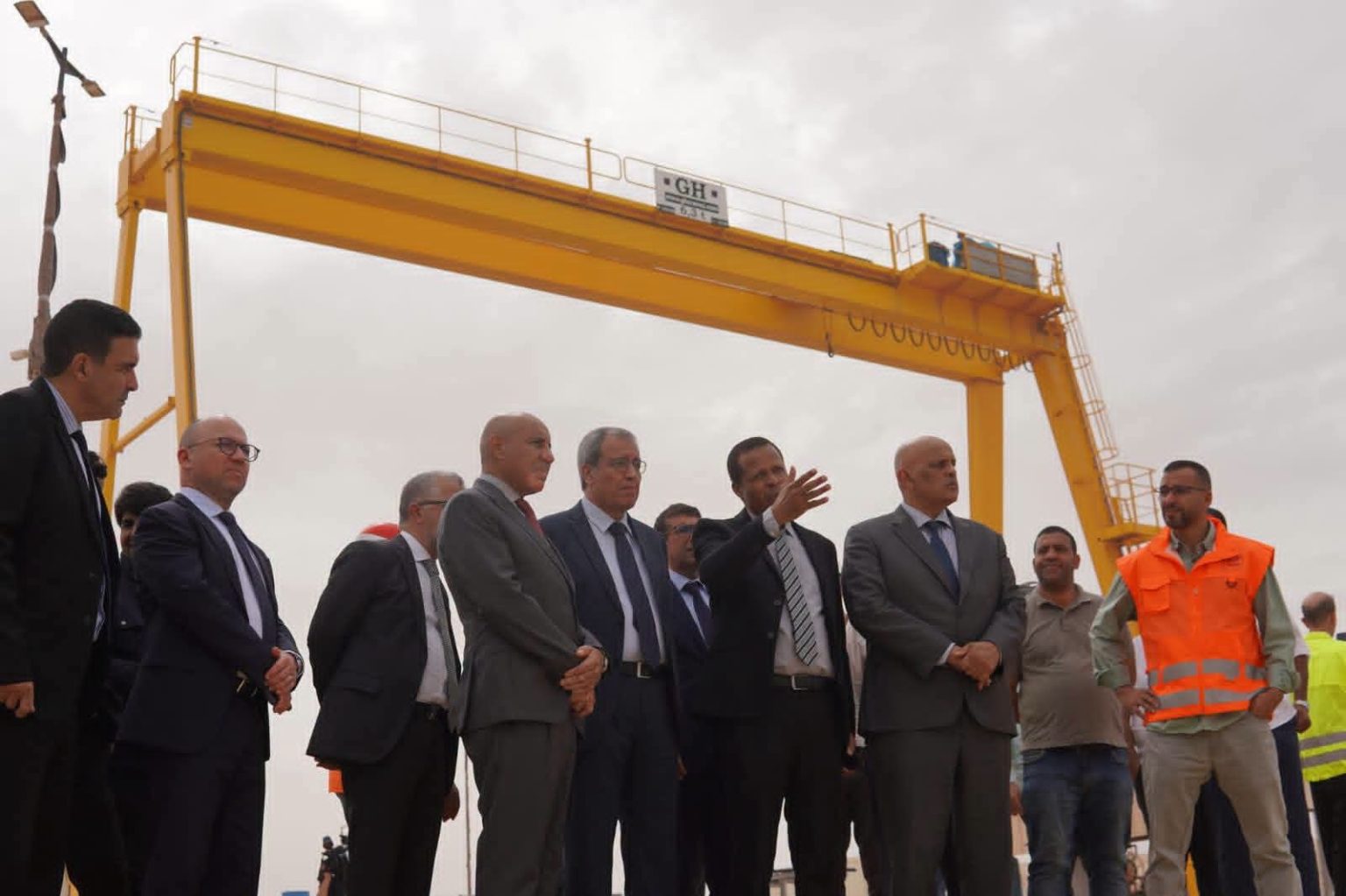 مشروع تحلية مياه البحر بالداخلة يقترب من استكمال أشغاله باستثمار يفوق 2,6 مليار درهم 11 FB IMG 1793457599030