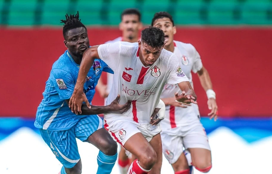 اتحاد أمل تزنيت يحقق فوزه الأول على حساب الفتح الرياضي 12 vis 1002202618273615